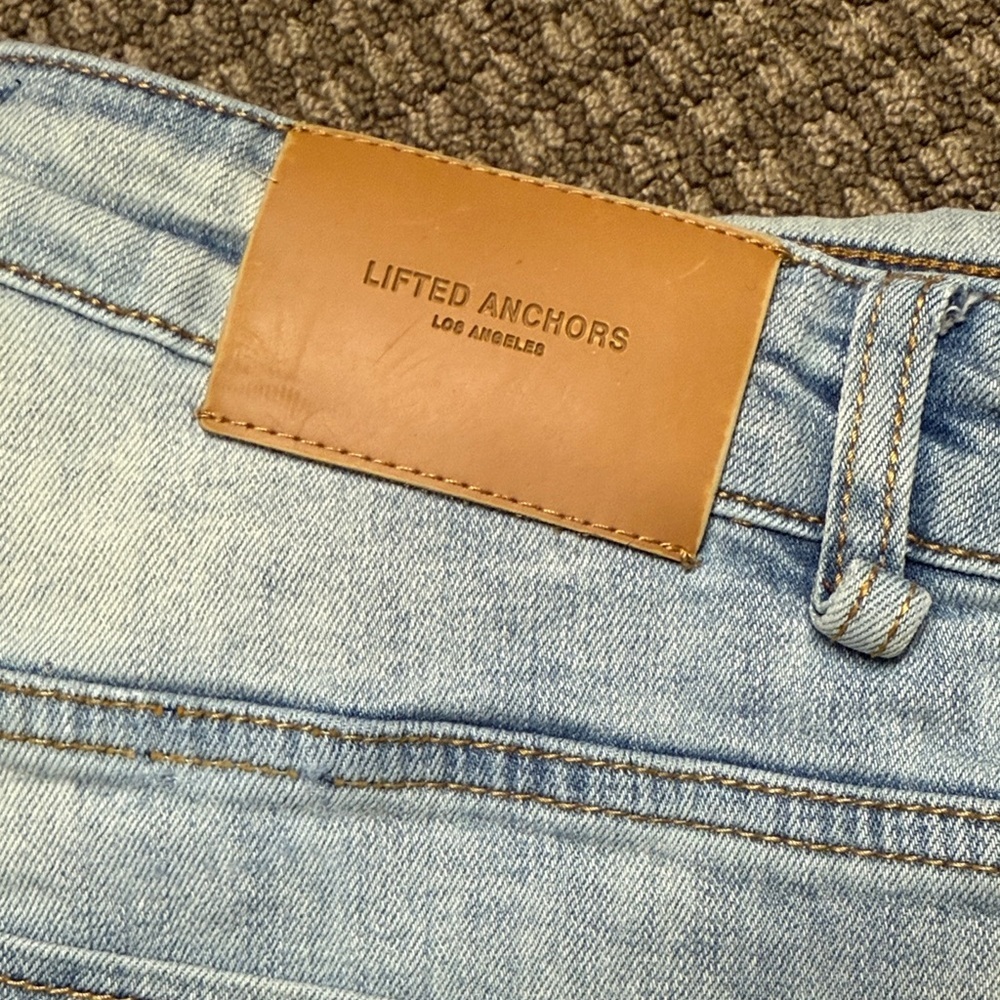 Lifted Anchors LA - Graphic Light Wash Jeans with Patches sz 28 - Picture 12 of 12